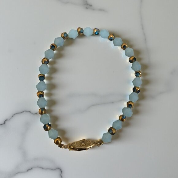 Light blue beaded bracelet~ 7 in. - Picture 3 of 3